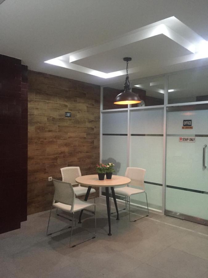 Vysha Residence Jakarta Exterior photo